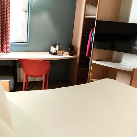 Ibis 3* נרבון