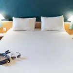 Ibis Hotel 3*
