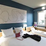 Ibis