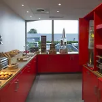 Ibis 3*