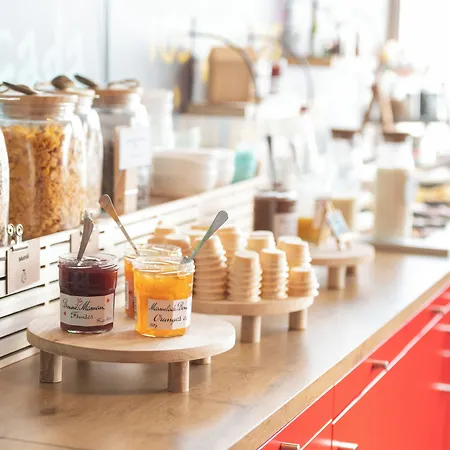 Ξενοδοχείο Ibis Ναρμπόν