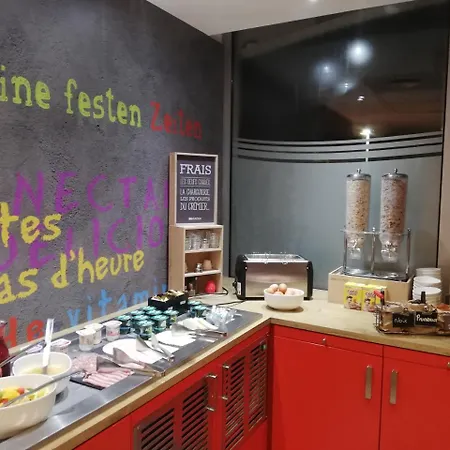 Ibis Hotel 3*