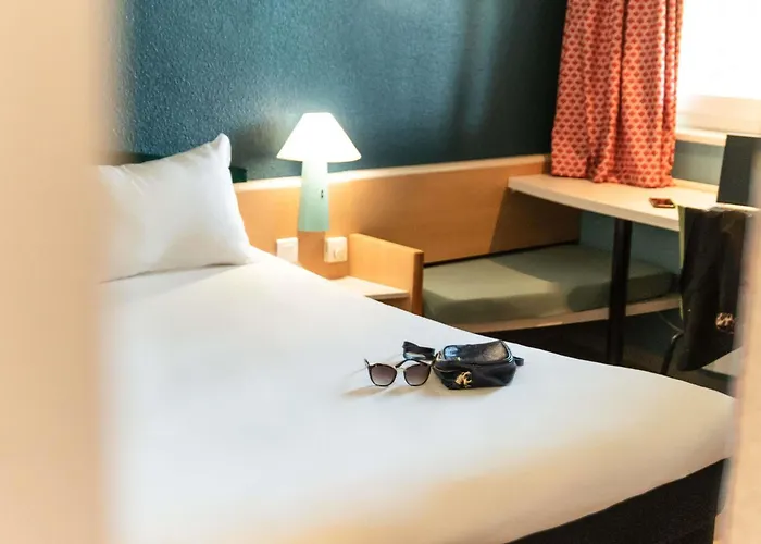 Ibis Отель Нарбонна