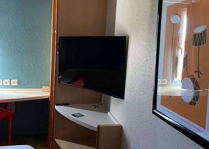 Ibis Нарбонна
